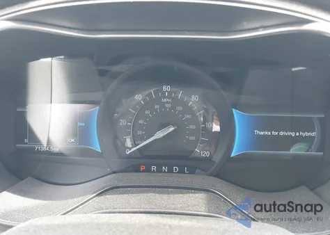 2019 Ford Fusion Hybrid Titanium z USA, uszkodzony, nr VIN 3FA6P0RU0KR116903